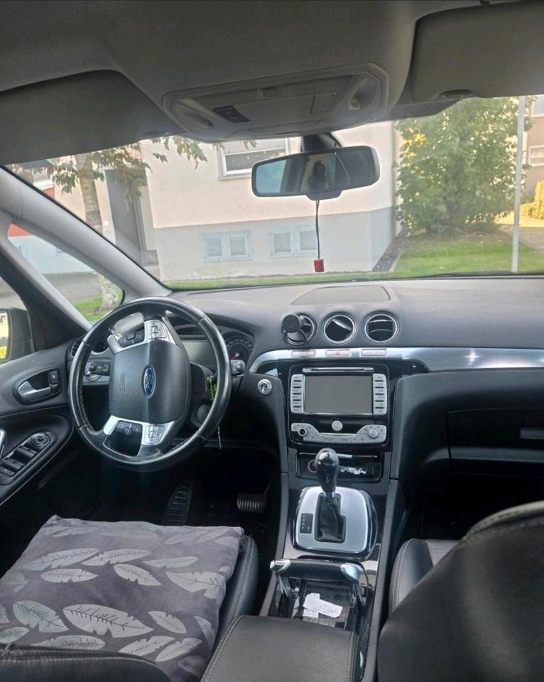 Ford S-Max 2011 — photo 5