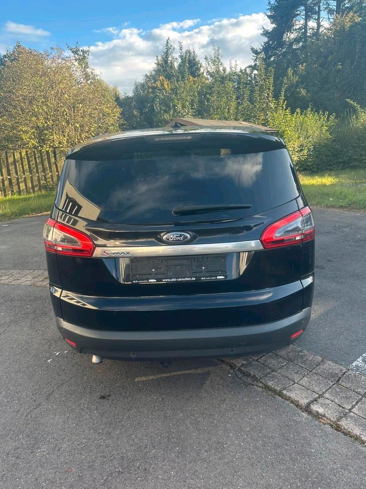 Ford S-Max 2011 — photo 8