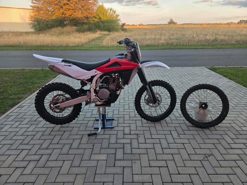 Husqvarna Te250 Te310 Enduro, Motocross 2009 — авто для ЗСУ з Європи
