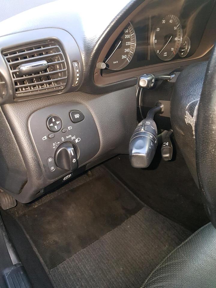 Mercedes Benz E 350 2006 — photo 12