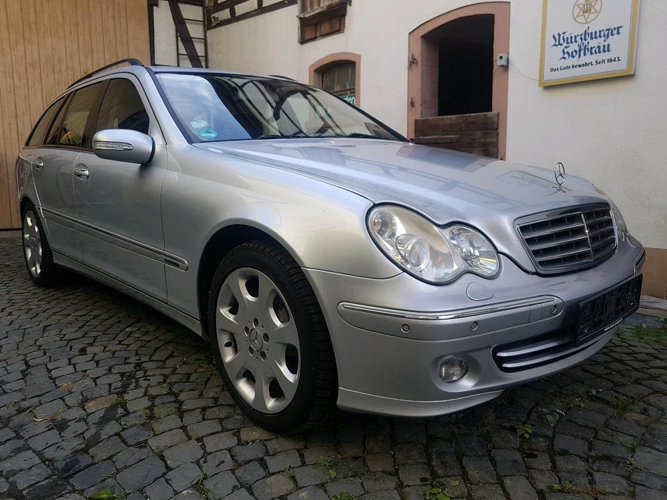 Mercedes Benz E 350 2006 — rear view
