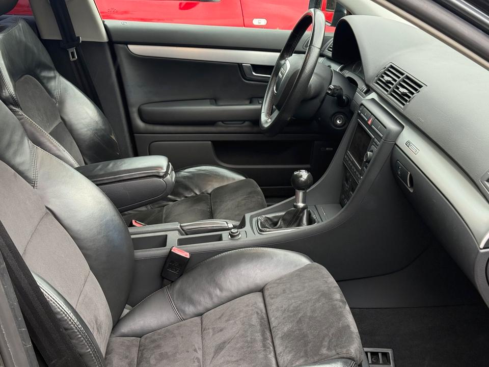 Audi A4 2007 — photo 11