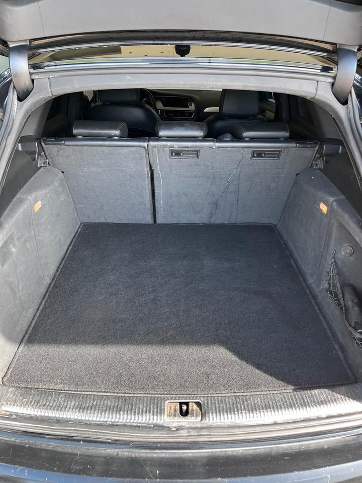 Audi A4 2008 — photo 11