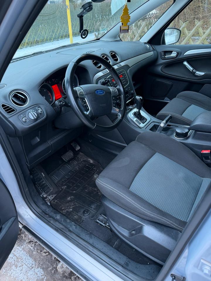 Ford S-Max 2012 — photo 7