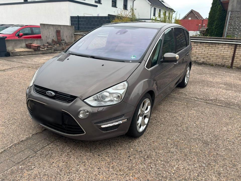 Ford S-Max 2011 — interior