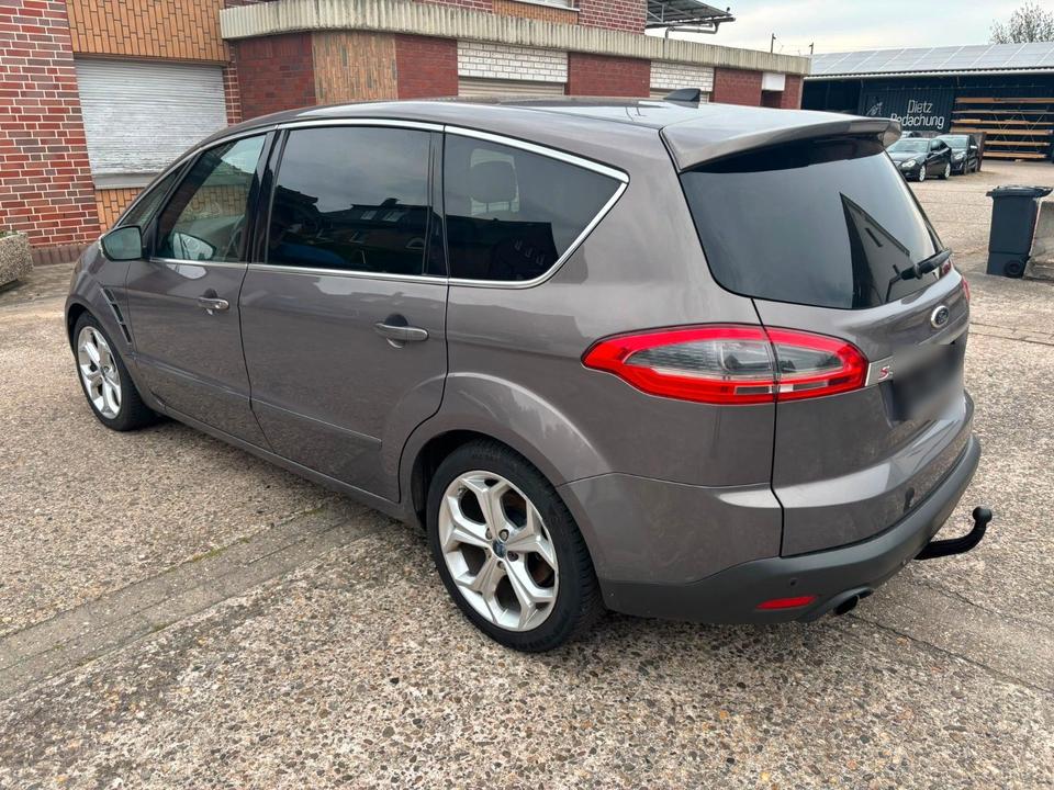 Ford S-Max 2011 — engine