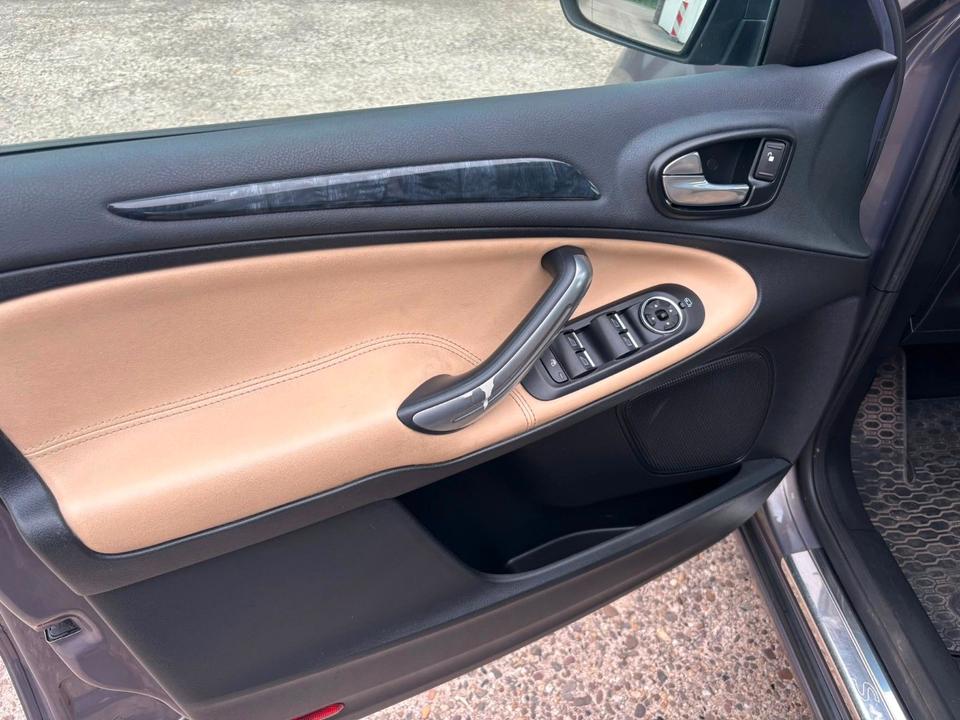 Ford S-Max 2011 — photo 7