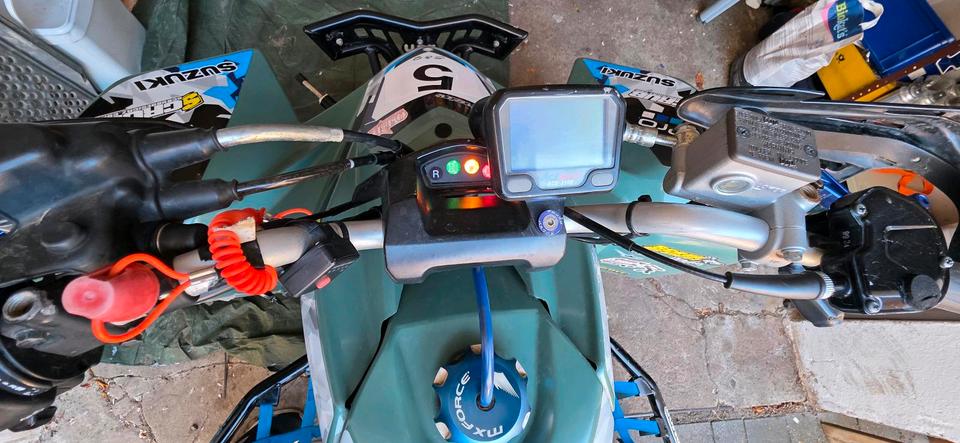 Suzuki tausche verkaufe meine Suzuki ltz 400 Einspritzer 2009 — вигляд ззаду