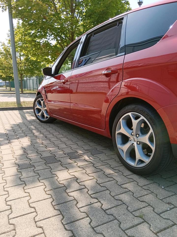 Ford S-Max 2009 — engine
