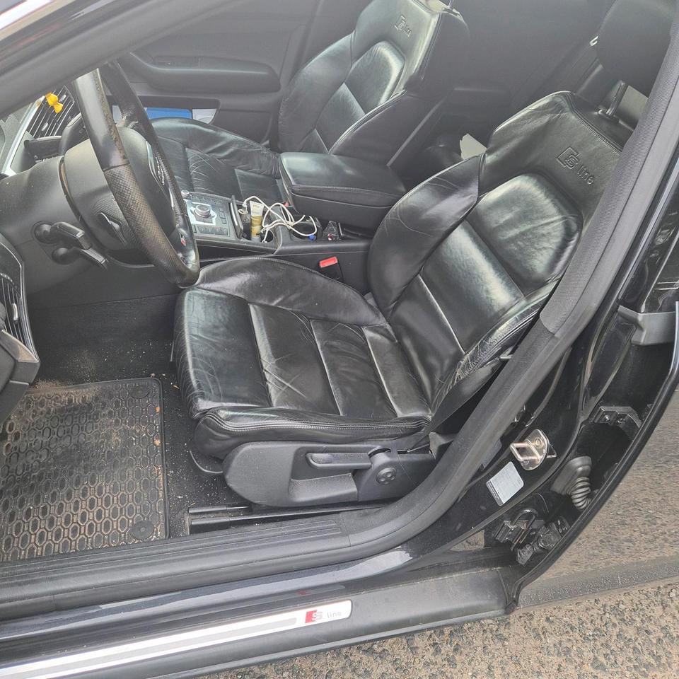 Audi A6 2007 — салон