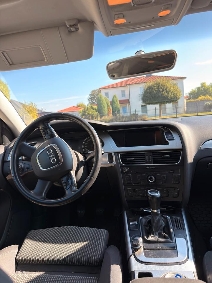 Audi A4 2008 — photo 8