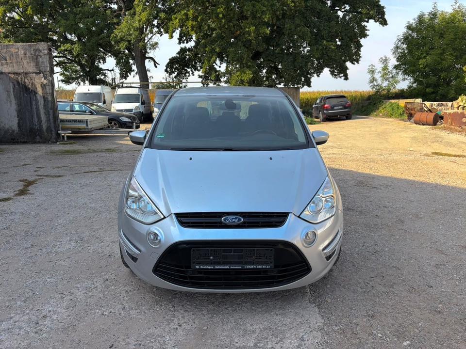 Ford S-Max 2014 — photo 17
