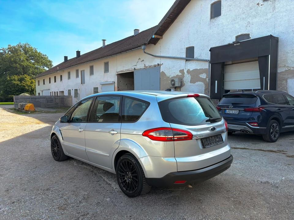 Ford S-Max 2014 — engine