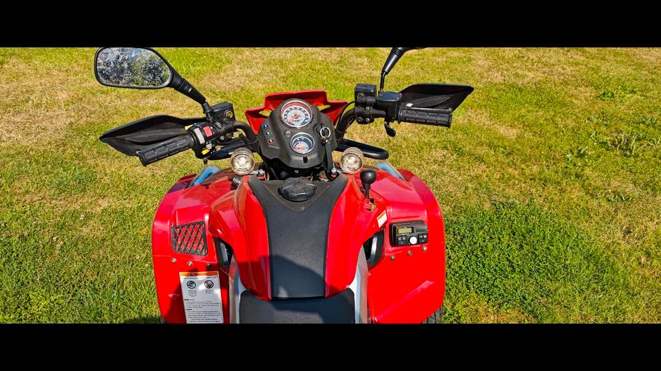  Sym Quad 251 ccm 2005 — rear view