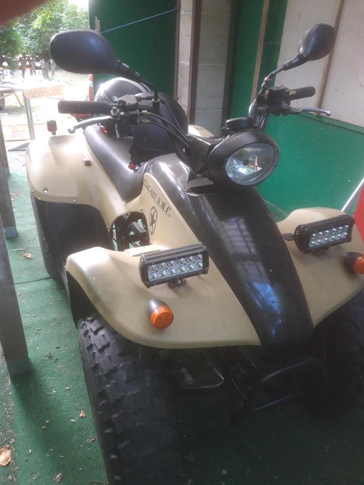 Kymco Kwang Yang Quad Kymco 2004 — rear view