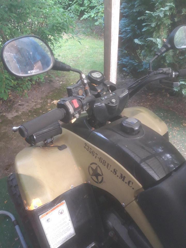 Kymco Kwang Yang Quad Kymco 2004 — interior