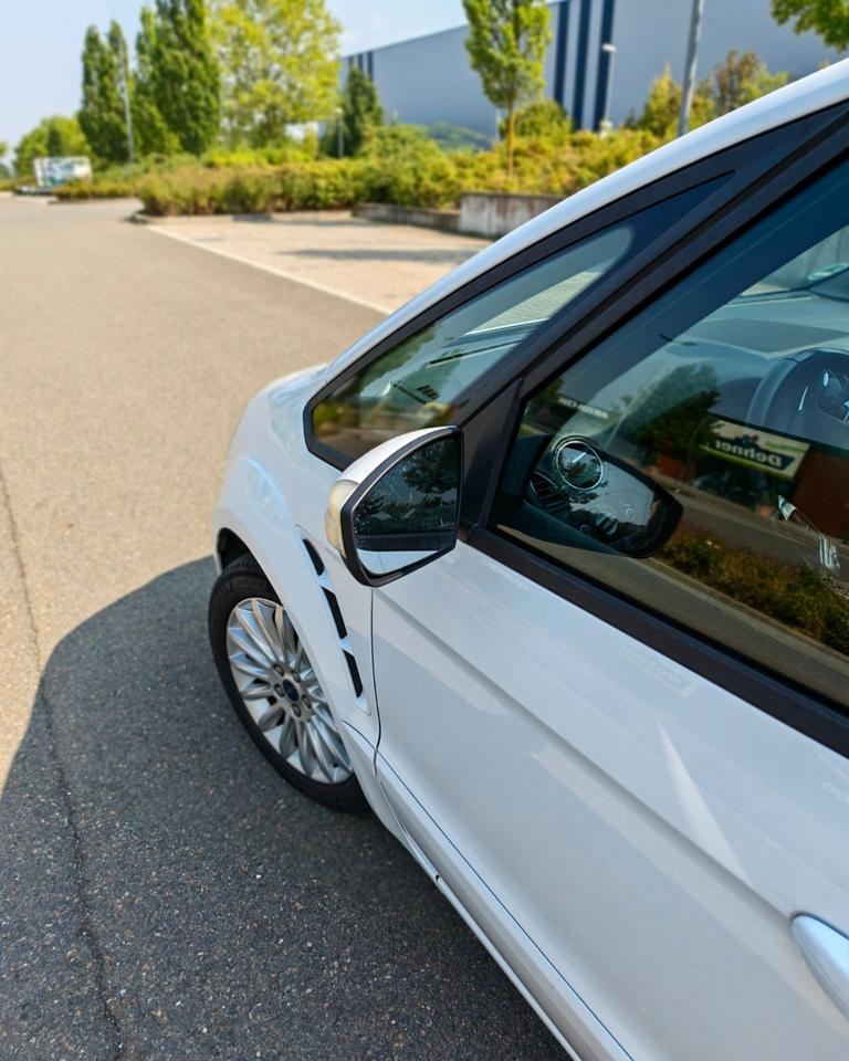 Ford S-Max 2012 — engine