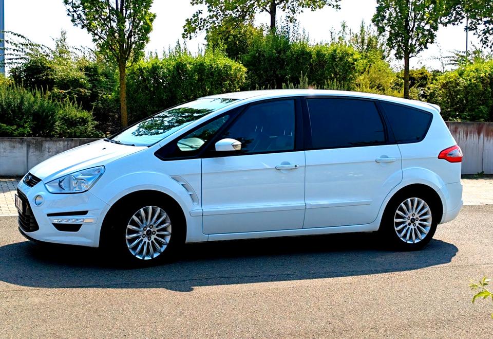 Ford S-Max 2012 — photo 7
