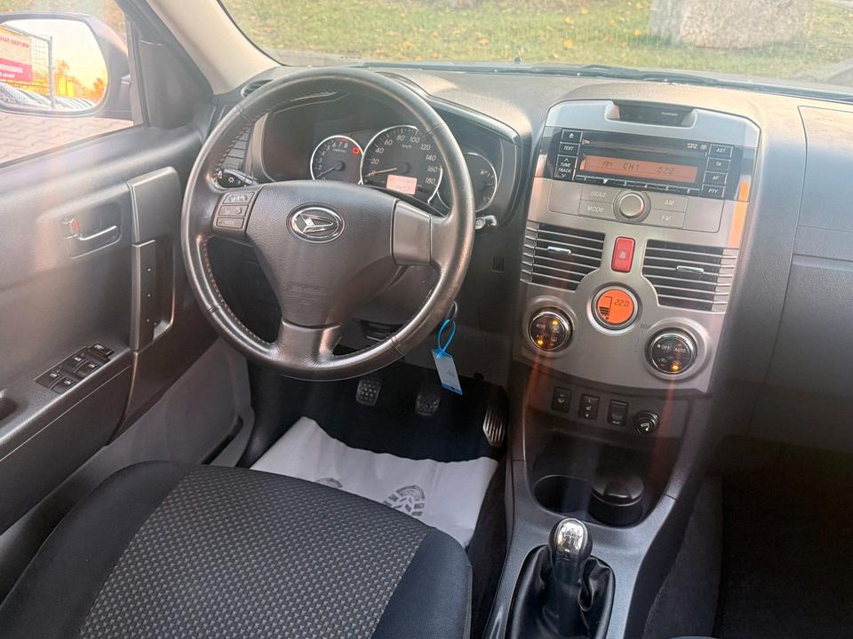 Daihatsu Terios 2010 — photo 15
