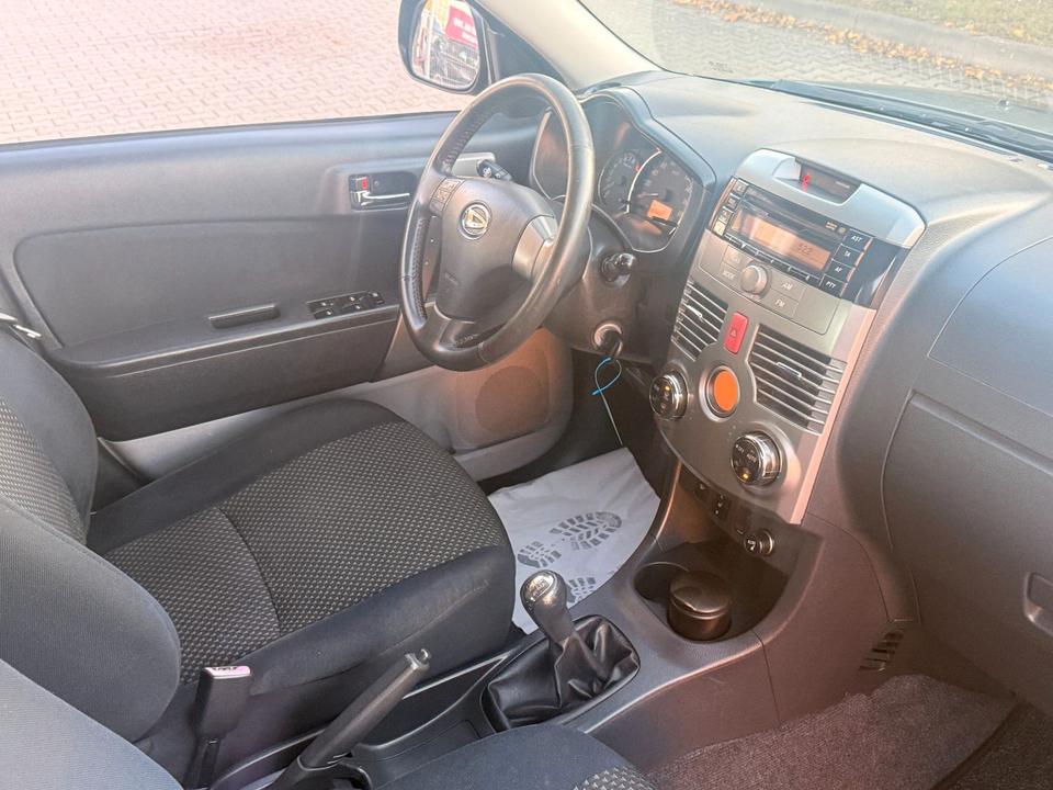 Daihatsu Terios 2010 — photo 22