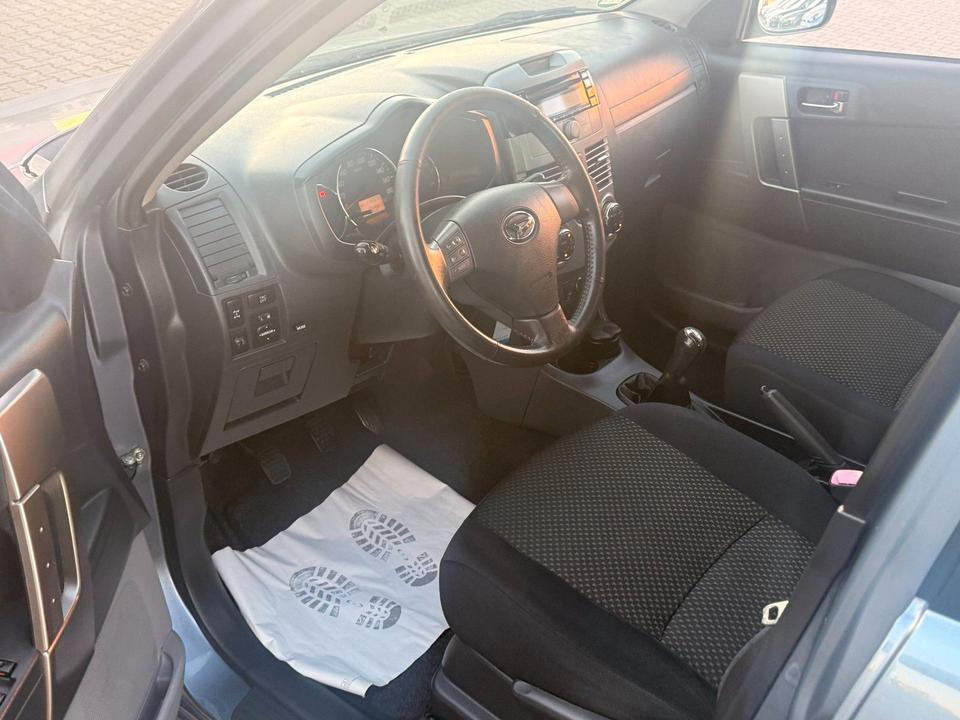 Daihatsu Terios 2010 — photo 24