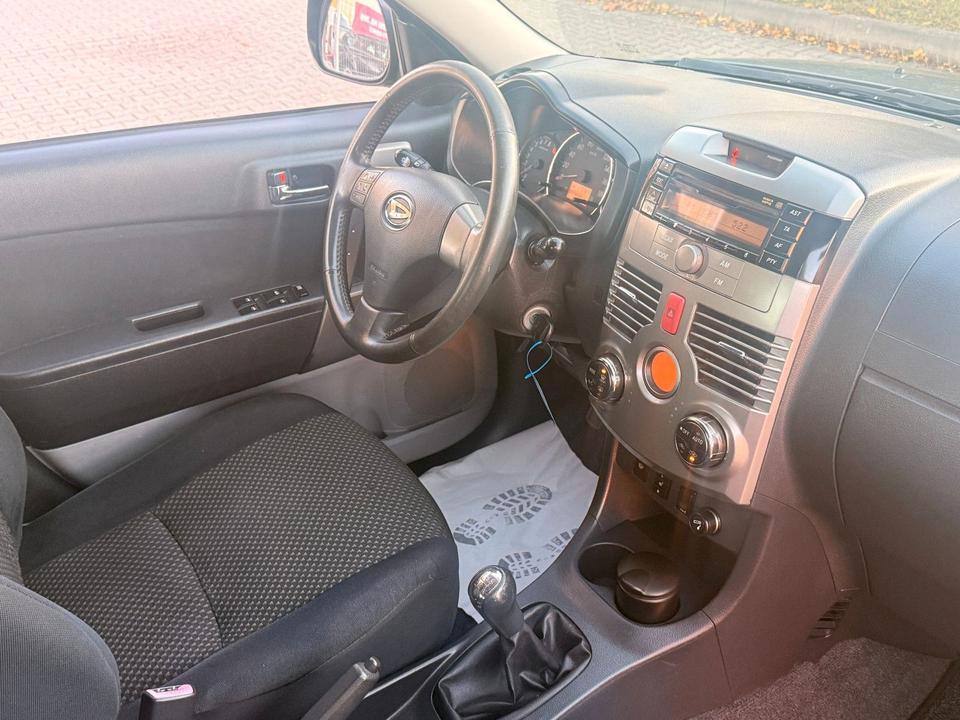 Daihatsu Terios 2010 — photo 25