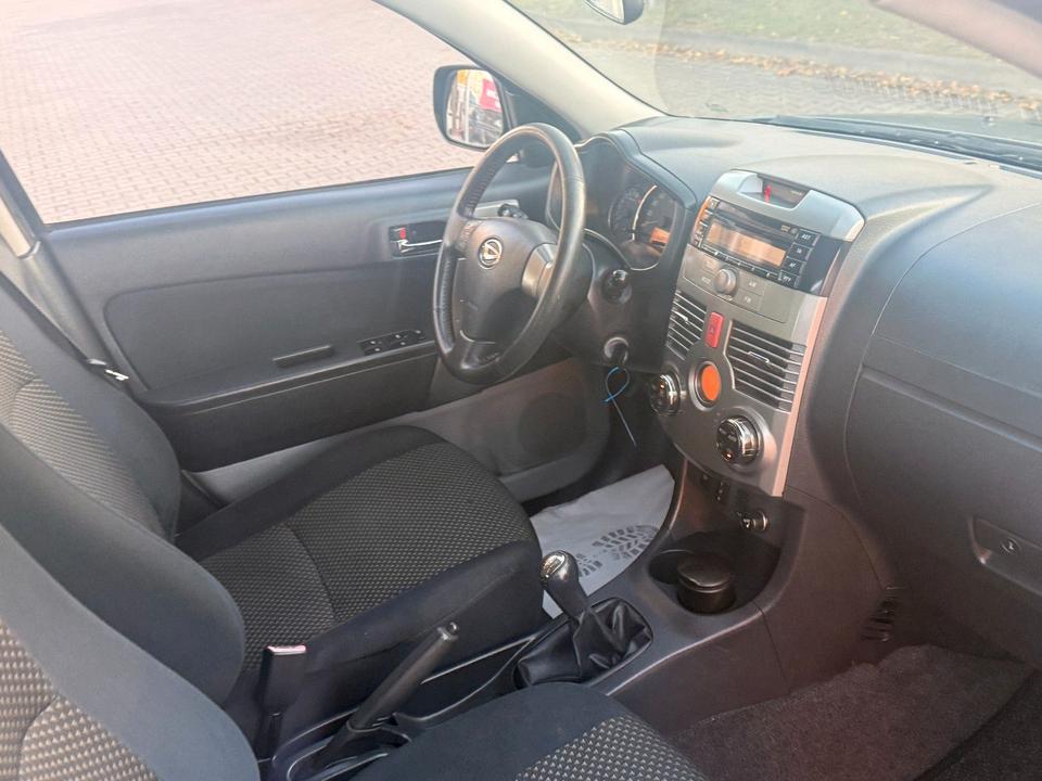 Daihatsu Terios 2010 — photo 32