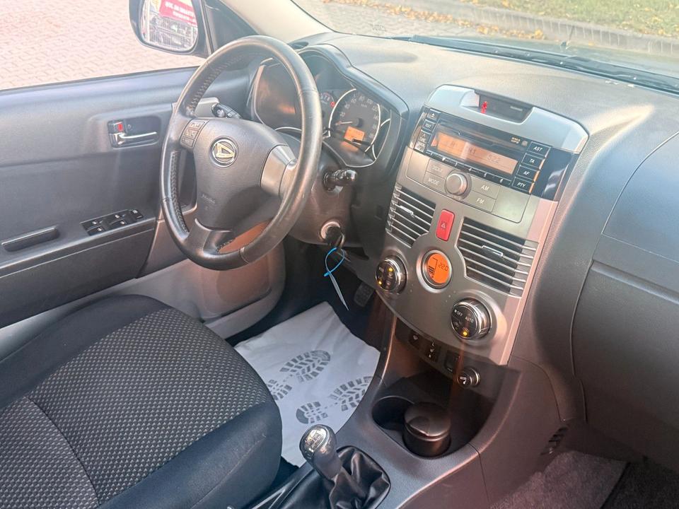 Daihatsu Terios 2010 — photo 36