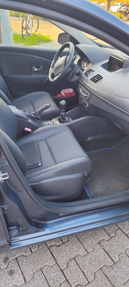 Renault Megane 2015 — photo 13