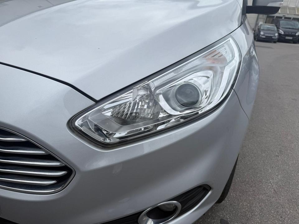 Ford Galaxy 2015 — photo 19