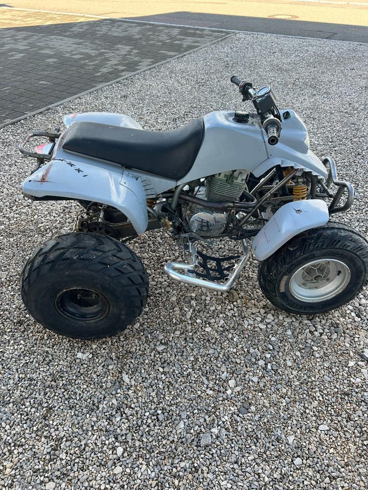 Weitere Motorräder SMC Barossa 250 Quad heute 400€ 2005 — photo 5
