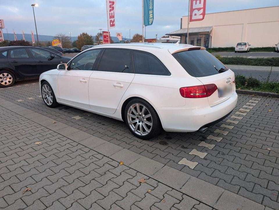 Audi A4 2009 — photo 10