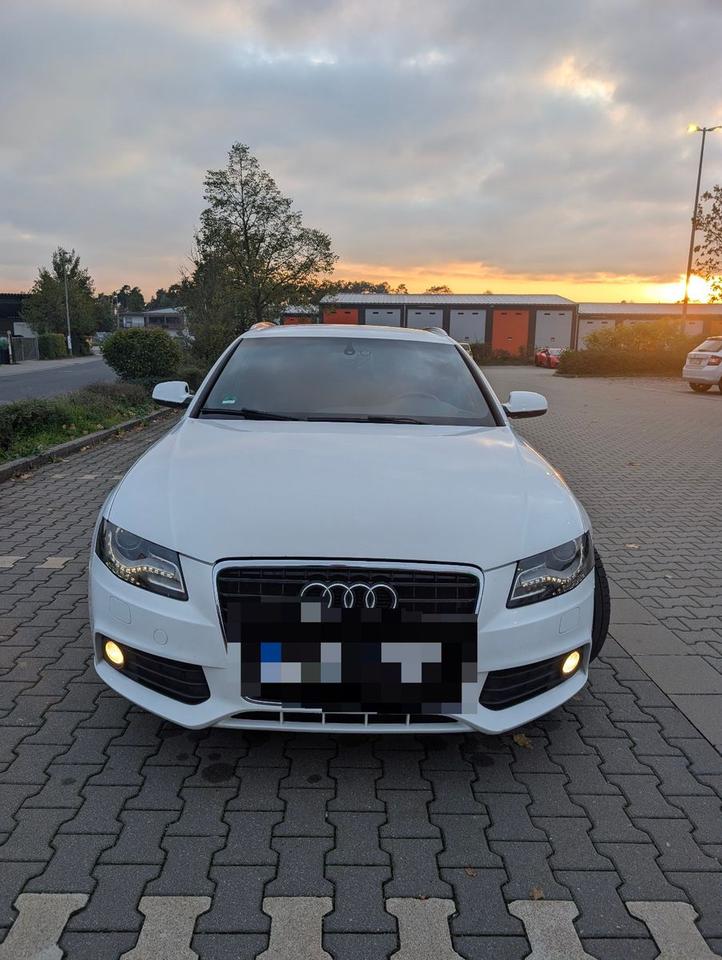 Audi A4 2009 — photo 11