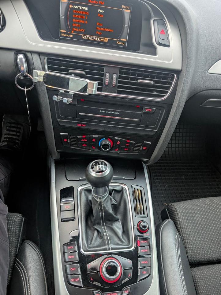 Audi A4 2009 — photo 6