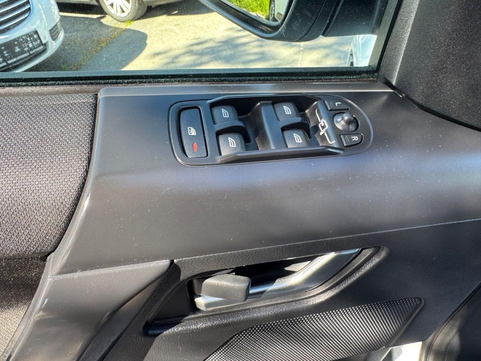 Land Rover Freelander 2012 — photo 13