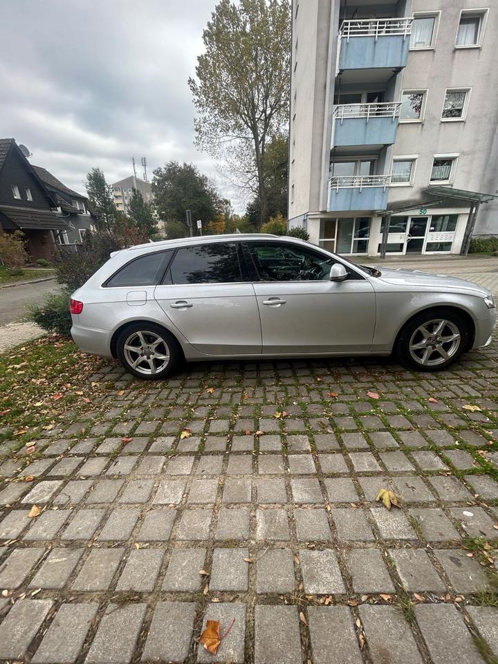 Audi A4 2008 — rear view