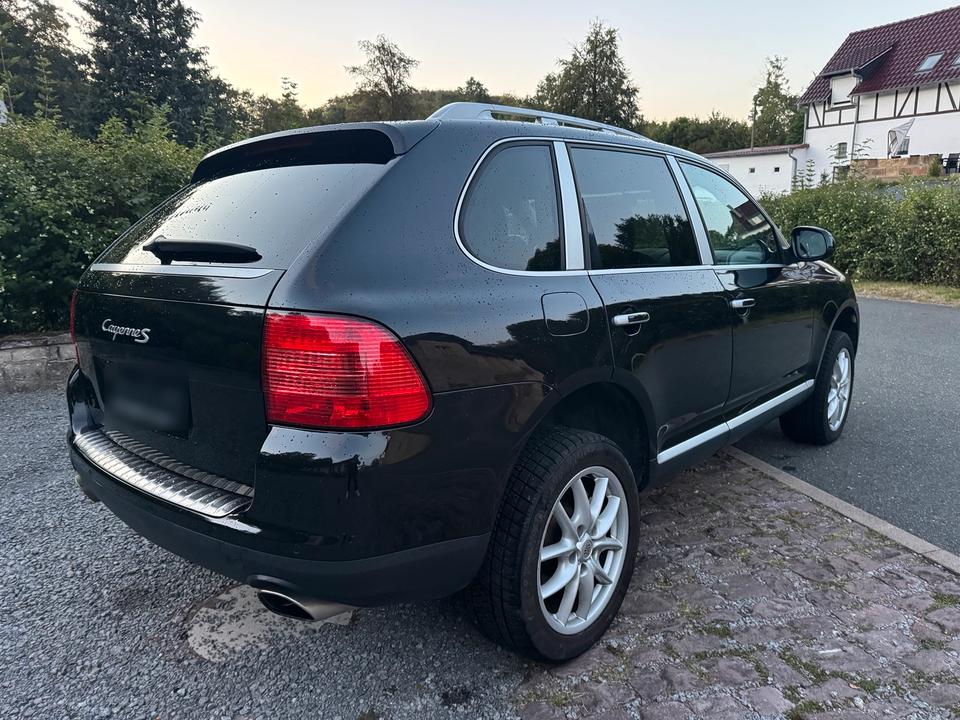 Porsche Cayenne 2006 — engine