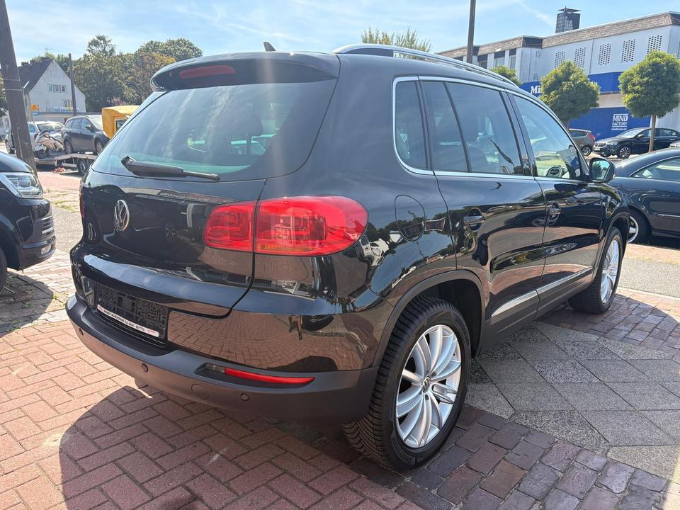 Volkswagen Tiguan 2012 — photo 6