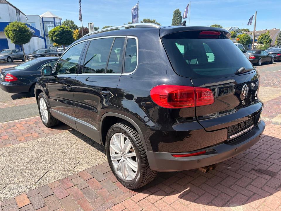 Volkswagen Tiguan 2012 — photo 8