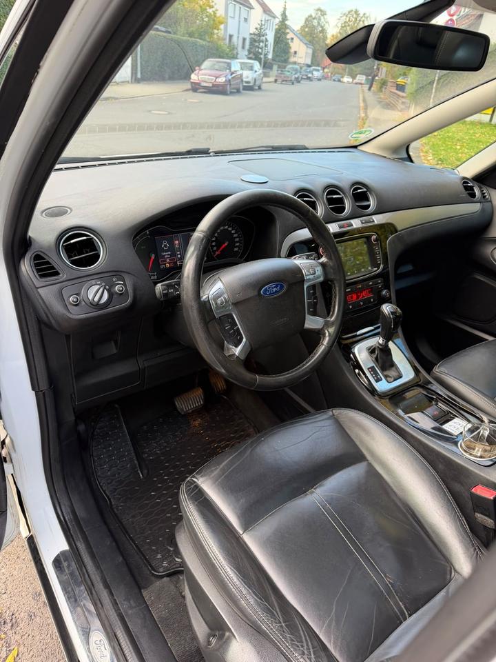 Ford S-Max 2010 — photo 6