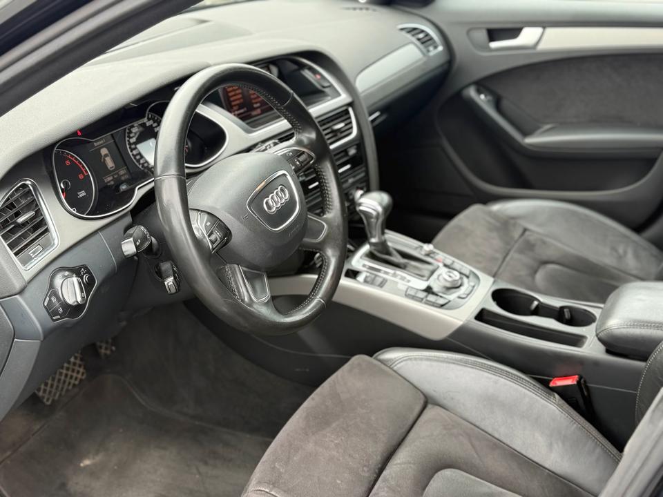 Audi A4 2012 — photo 5