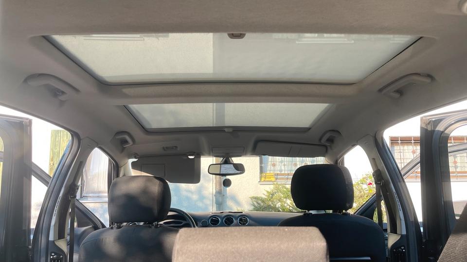 Ford S-Max 2008 — photo 17