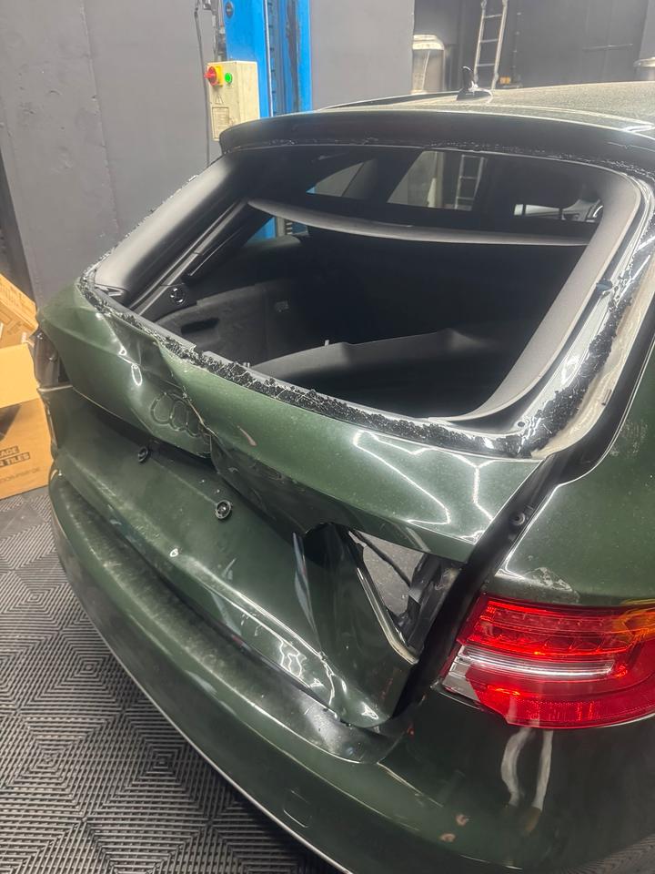 Audi A4 2014 — photo 10