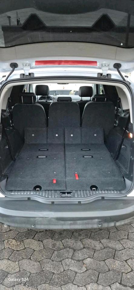Ford S-Max 2012 — photo 6