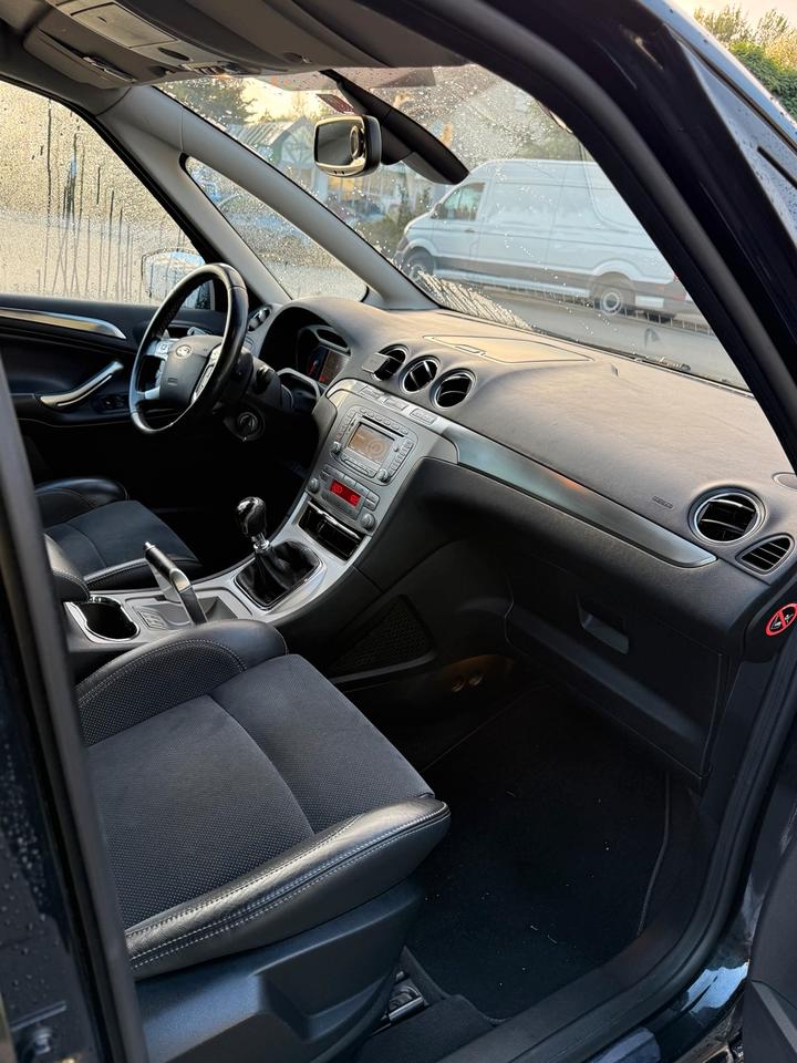 Ford S-Max 2009 — photo 5