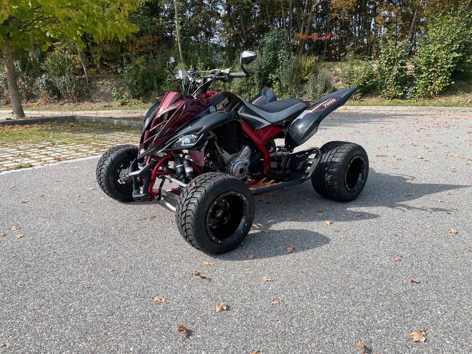 Yamaha Raptor 700 r /LoF-Zulassung 2009 — rear view