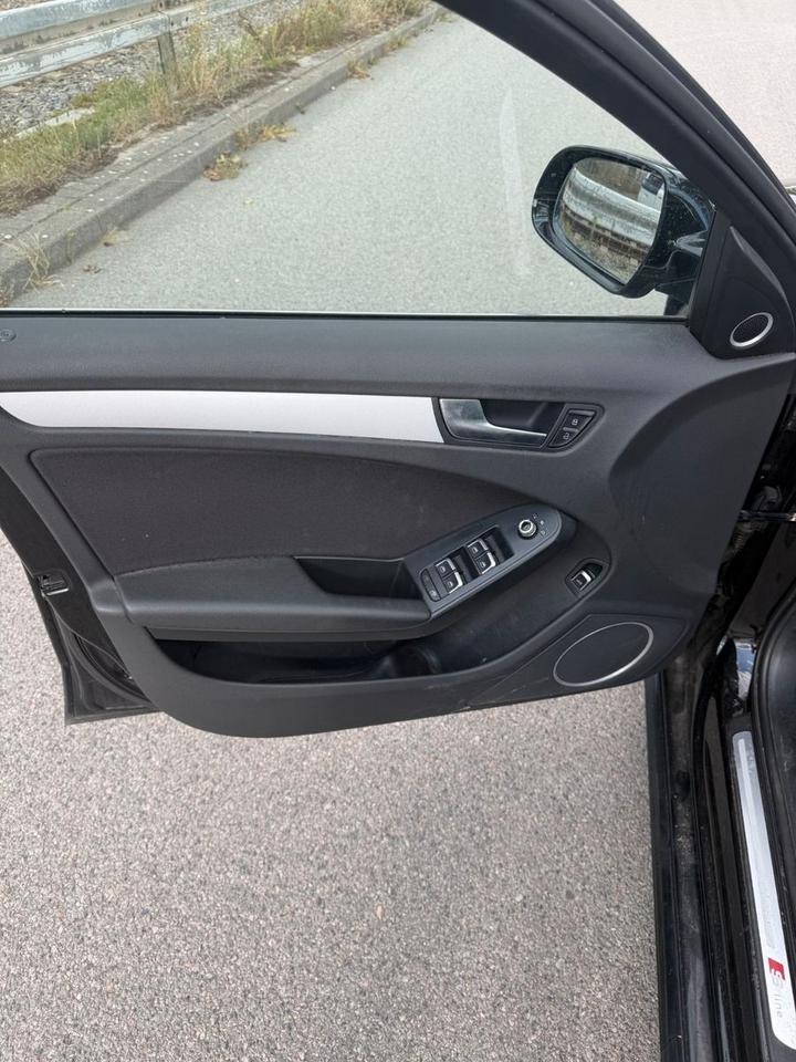 Audi A4 2015 — photo 9
