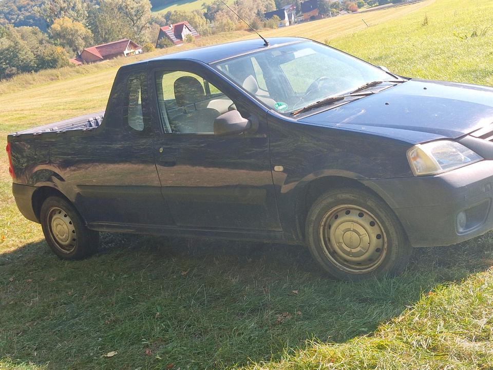 Dacia Logan 2008 — салон