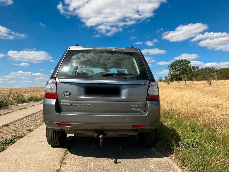 Land Rover Freelander 2010 — photo 5