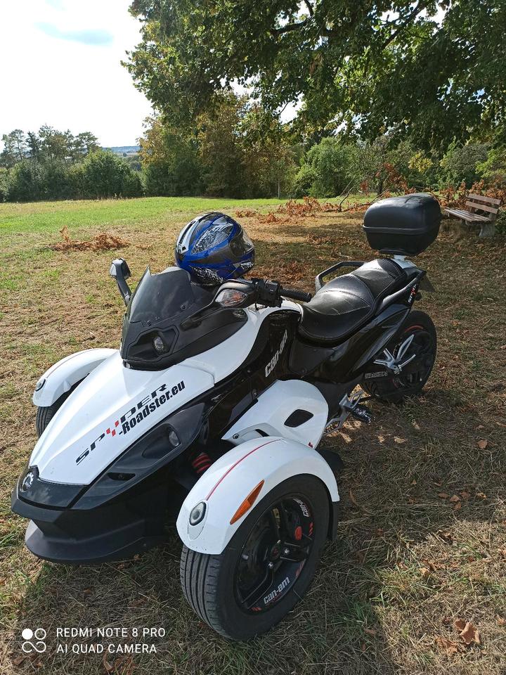  Can am Spyder RS 2009 — rear view